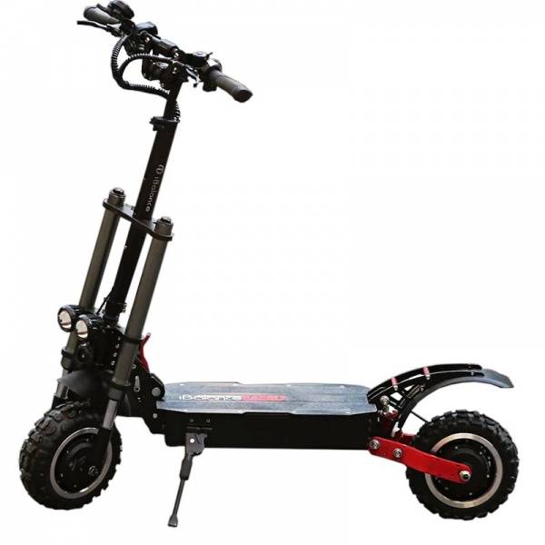 i_balance_bandit_s_motovilkoi_vid_s_boku_glavnoe